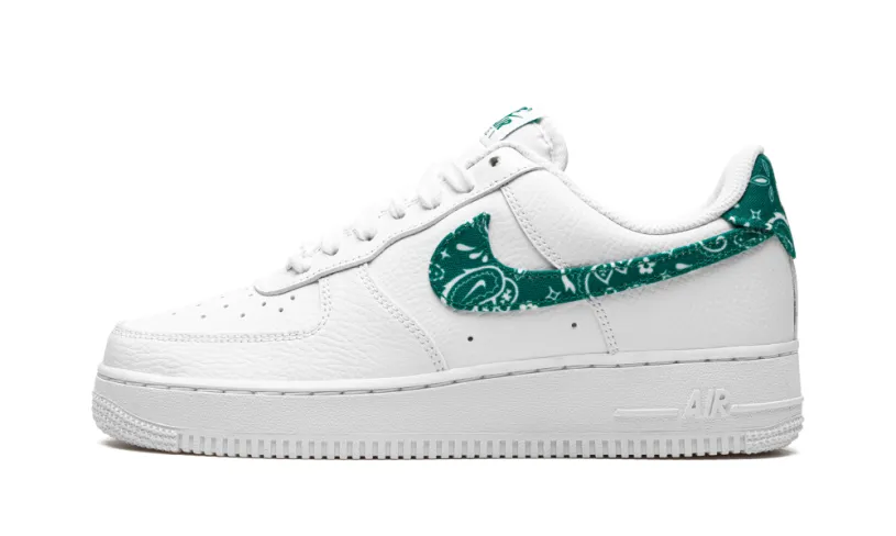 Nike Lifestyle AIR FORCE 1 LO '07 ESSEN MNS WMNS 'Green Paisley'
